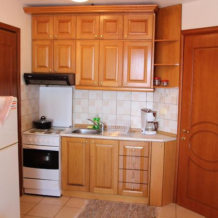 Matina'S Apartments Prinos  Phòng bức ảnh