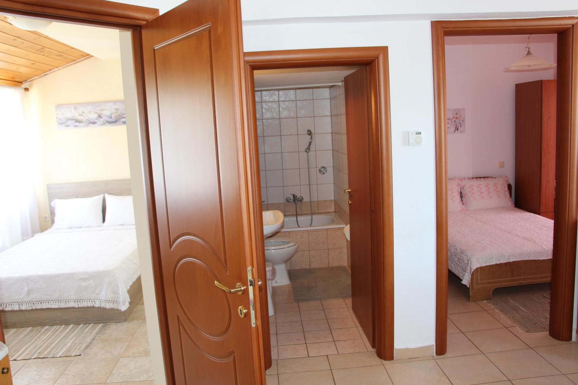 Matina'S Apartments Prinos  Phòng bức ảnh