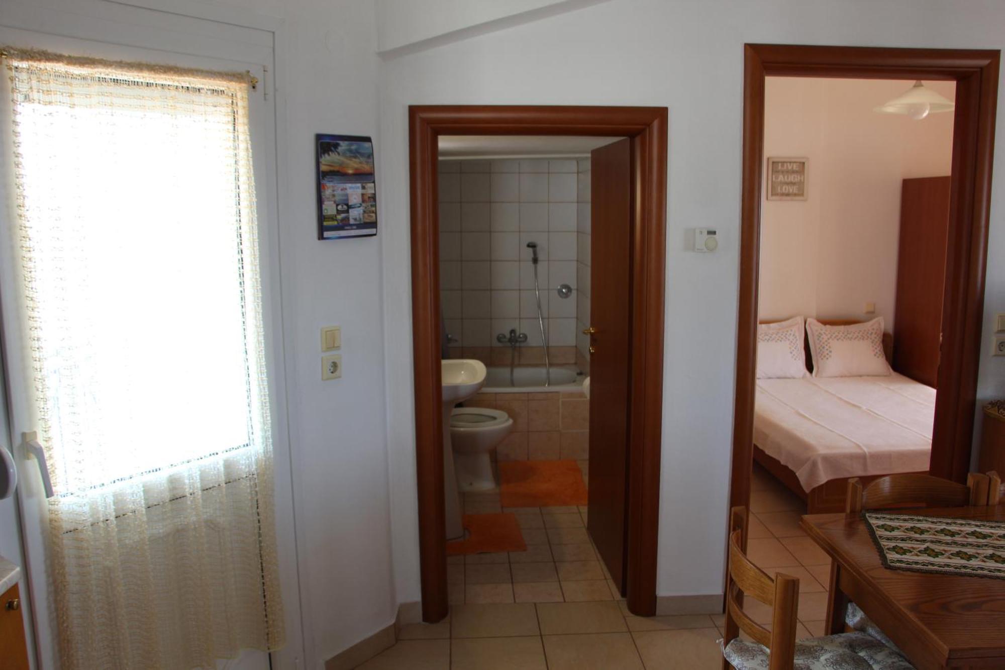 Matina'S Apartments Prinos  Phòng bức ảnh